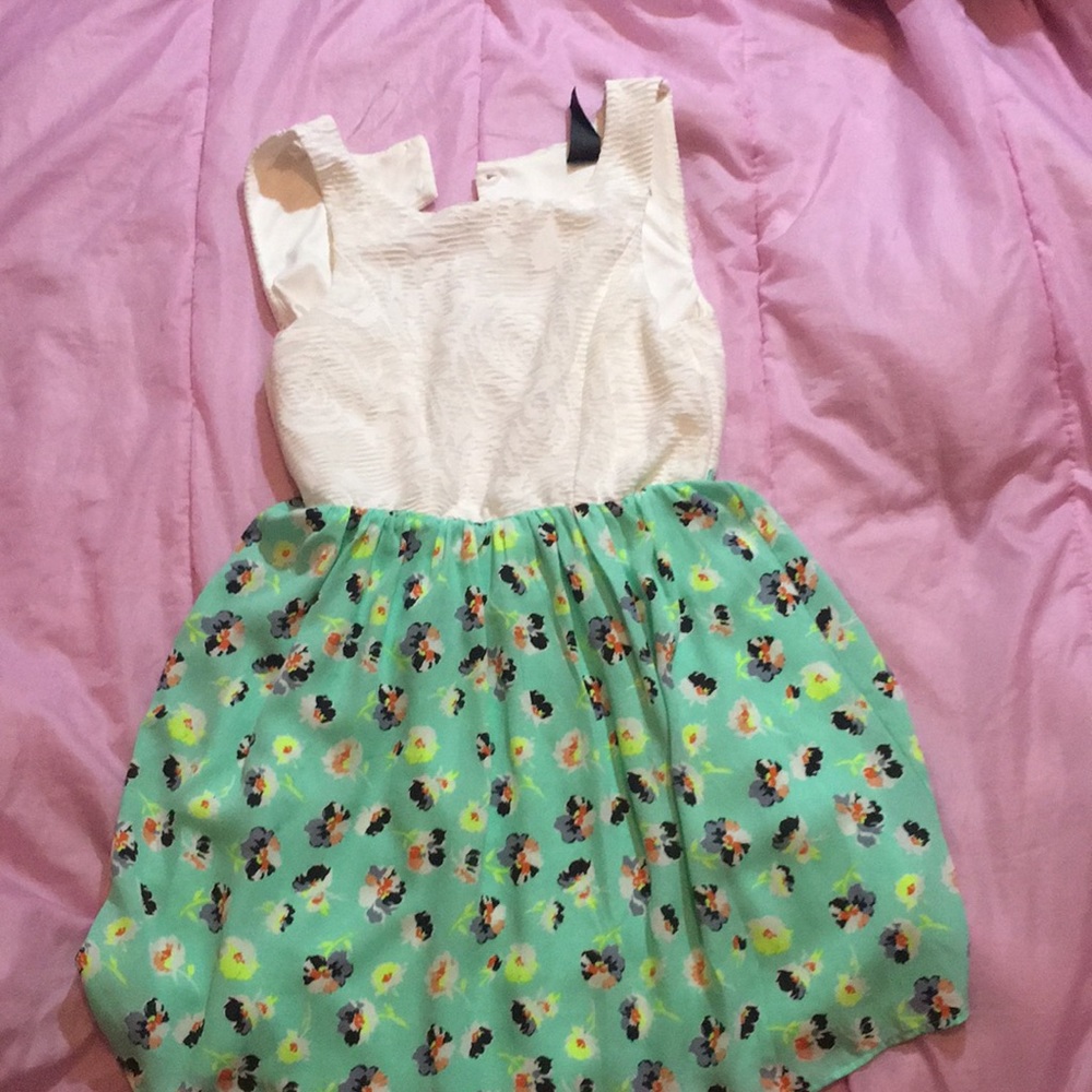 Medium floral dress with back out